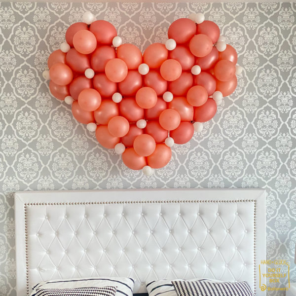 Riesen Herz aus Ballons_Hochzeit_DIY_Box_hand-im-glueck.de_ballonetti.de